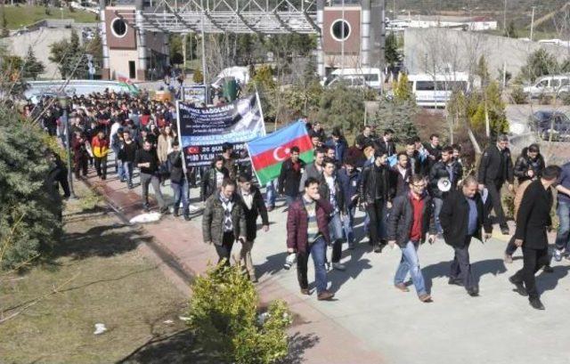 Kocaeli Üniversitesi'nde Ülkücüler Yürüyüş Yaptı