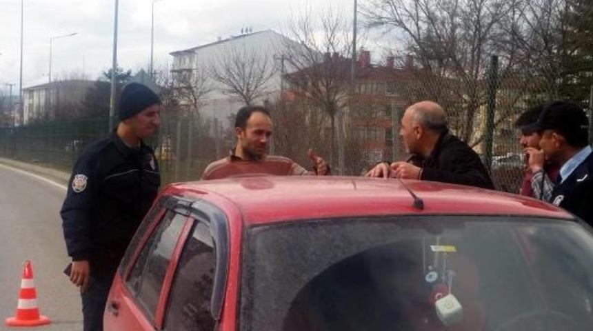 Markette &Ccedil;alışmak Istemeyen Nişanlısını D&ouml;vd&uuml;