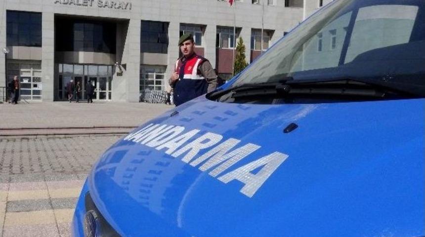 Ailesini Almaya Gelen Işid Militanı Aksaray&rsquo;da Yakalandı