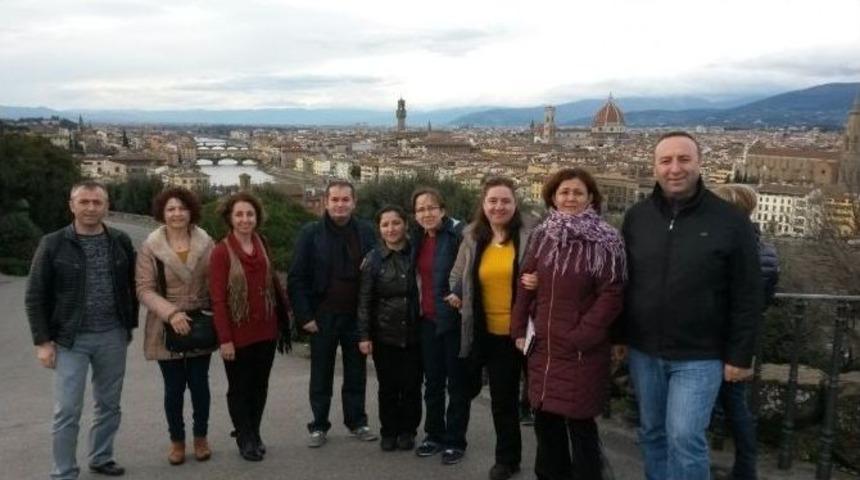 Burhaniyeli Sağlık&ccedil;ılar Yurda D&ouml;nd&uuml;