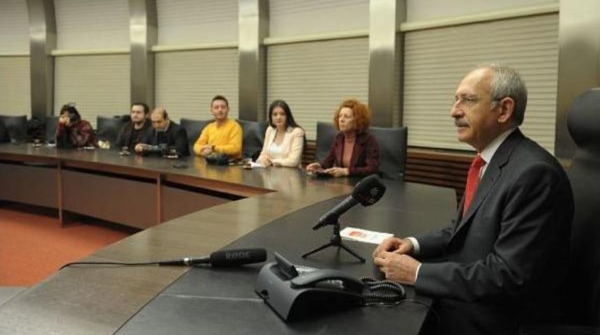 Kılı&ccedil;daroğlu, Bursa &Ccedil;ağdaş Gazeteciler Derneği &Uuml;yeleri Ile G&ouml;r&uuml;şt&uuml;