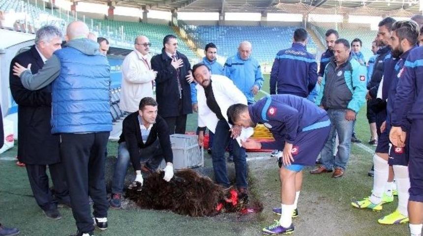&Ccedil;aykur Rizespor Sahasındaki Şanssızlığı Kırmak İ&ccedil;in Kurban Kesti