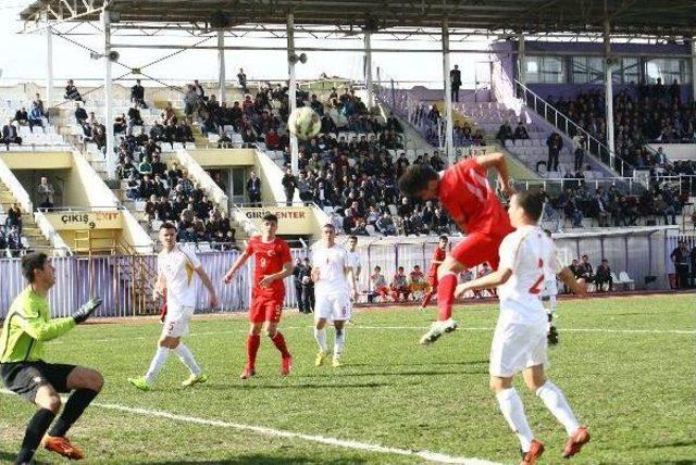 U18 Türkiye-U18 Makedonya: 4-1