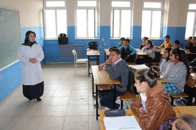 28 Şubat Mağduru Zekiye Öğretmen Silopi’de Göreve Başladı