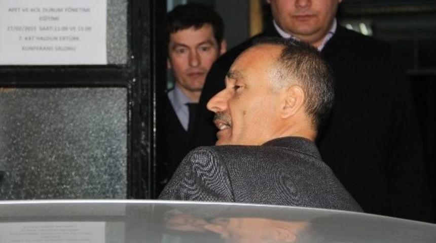 Dink Soruşturmasında G&ouml;zaltına Alınan Ramazan Aky&uuml;rek İstanbul&rsquo;a Getirildi