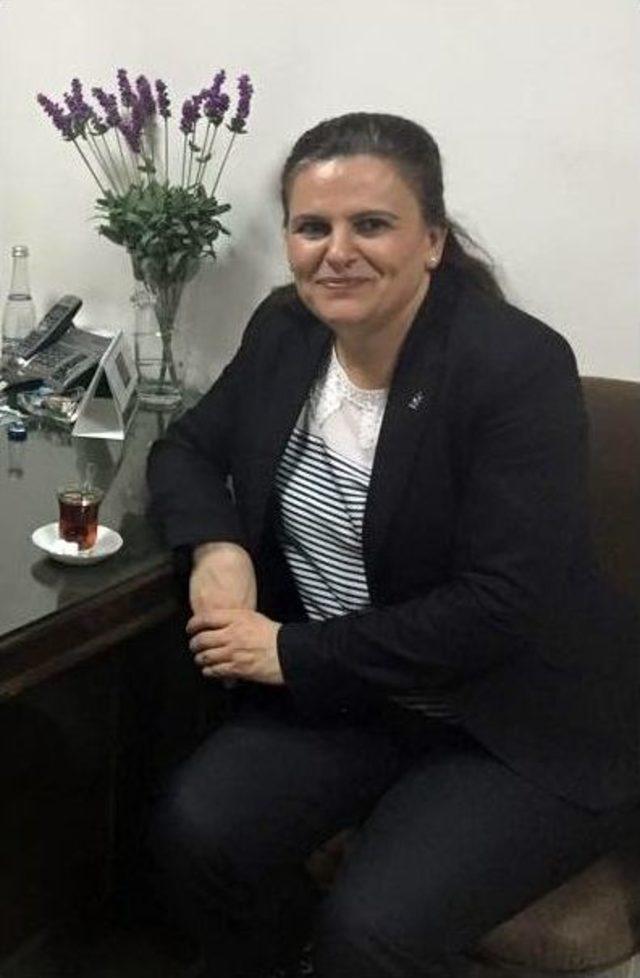 Hatun Albayrak Şengüloğlu’na Bayanlardan Yoğun İlgi