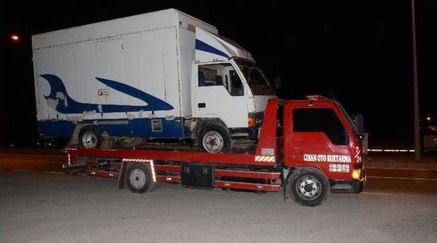 &Ccedil;alıntı Kamyonet İhbarı Polisi Alarma Ge&ccedil;irdi