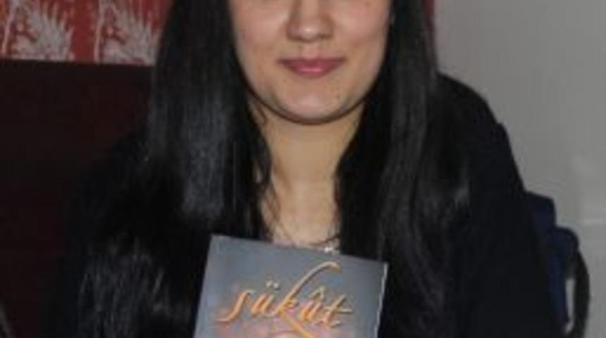 Genç Kız İkinci Kitabında Vasiyetini Yazacak