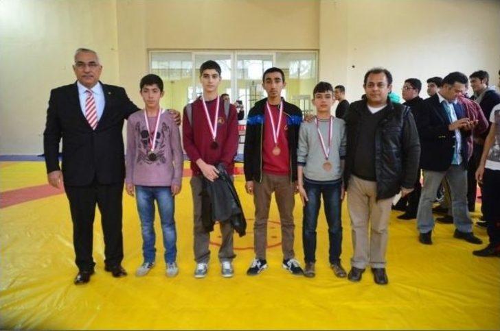 Serbest Ve Grekoromen Güreş İl Birinciliği G1