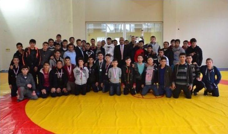 Serbest Ve Grekoromen Güreş İl Birinciliği G4