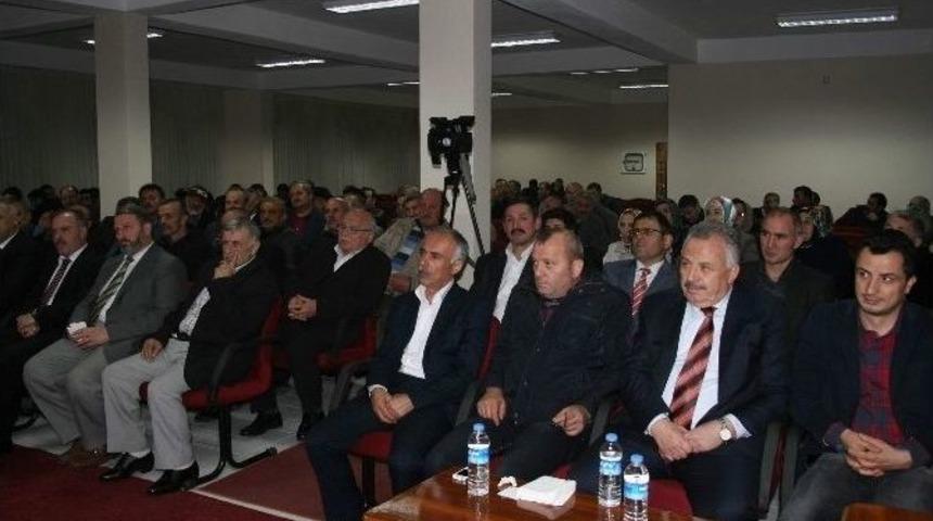 &rsquo;yeni T&uuml;rkiye Yeni Anayasa&rsquo; Konferansı