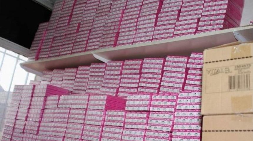 Gaziantep&rsquo;te G&uuml;mr&uuml;k Ka&ccedil;ağı Kozmetik &Uuml;r&uuml;nler Ele Ge&ccedil;irildi