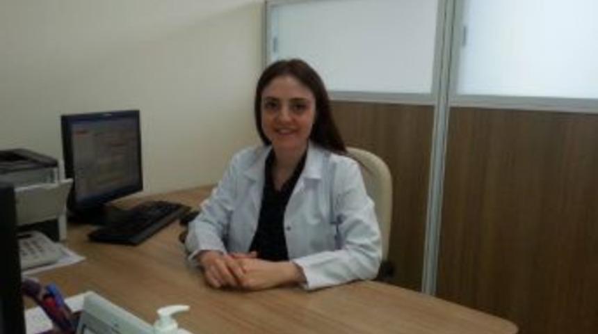 Sandıklı Devlet Hastanesi&rsquo;ne Atanan Fizik Tedavi Uzmanı G&ouml;revine Başladı