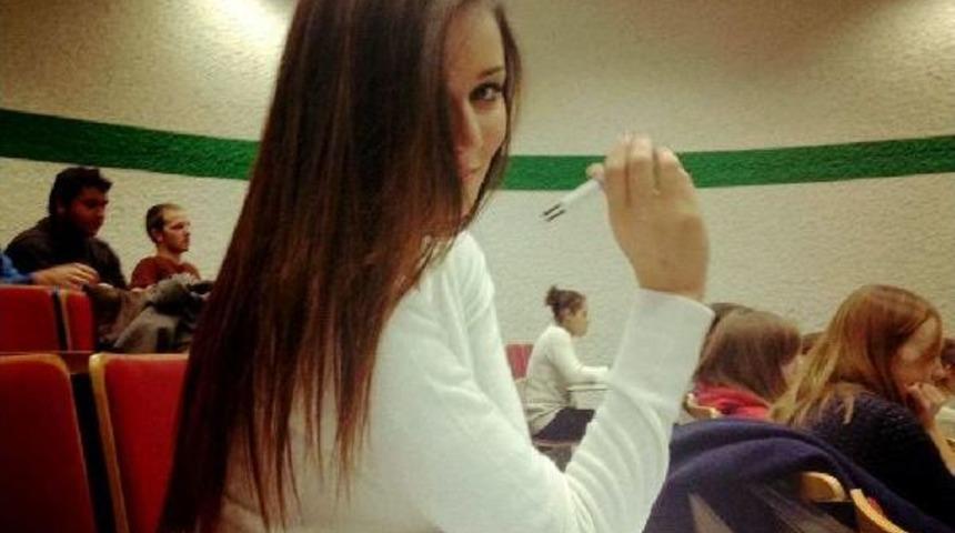 Tescilli G&uuml;zelin, &Ouml;nlenemez Y&uuml;kselişi