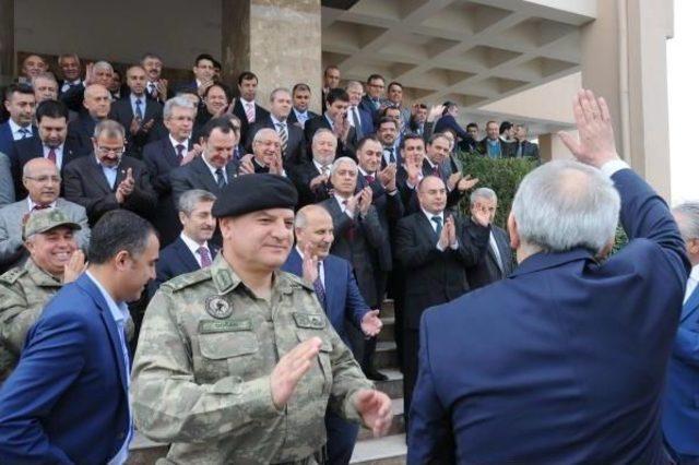 Vali Erdal Ata, Gaziantep'ten Törenle Ayrıldı