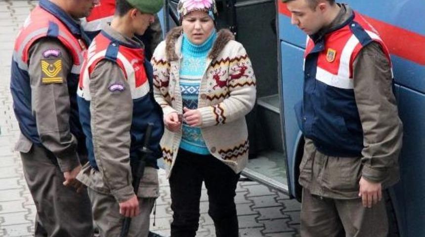 Kendisini Taciz Edeni &Ouml;ld&uuml;ren Kadına 12.5 Yıl Hapis