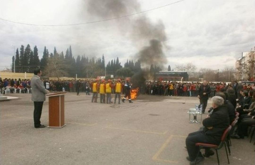 Okulda Yangın Ve Deprem Tatbikatı
