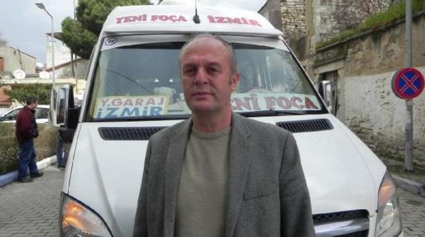 &Ouml;zgecan Travması Yenifo&ccedil;alı Minib&uuml;s&ccedil;&uuml;leri Sokağa D&ouml;kt&uuml;