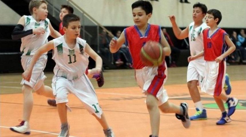 &Ouml;zel Sanko Okulları&rsquo;nın Basketbol Başarısı