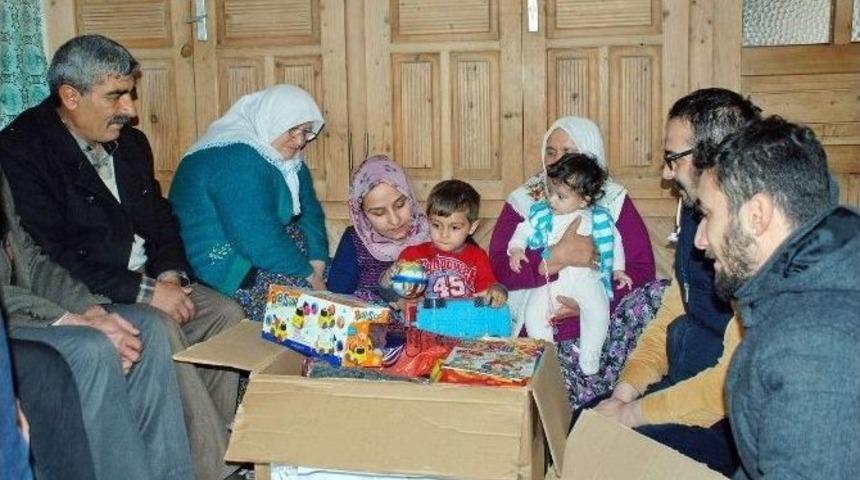 &ldquo;karanlığa Bir Işık Da Sen Ol&rdquo;