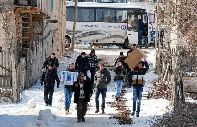 “karanlığa Bir Işık Da Sen Ol”