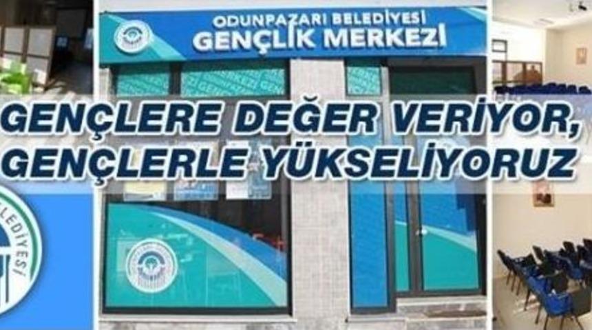 Odunpazarı Belediyesi Gençlik Merkezi Açılıyor