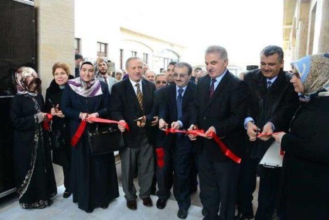 Sakarya Üniversitesi Kampüsünde Dini Rehberlik Bürosu Açıldı