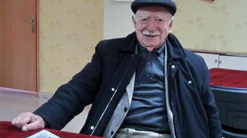 Simav&rsquo;ın Duayen Gazetecisi 29 Yıllık Meslek Hayatını Kitaplaştırıyor