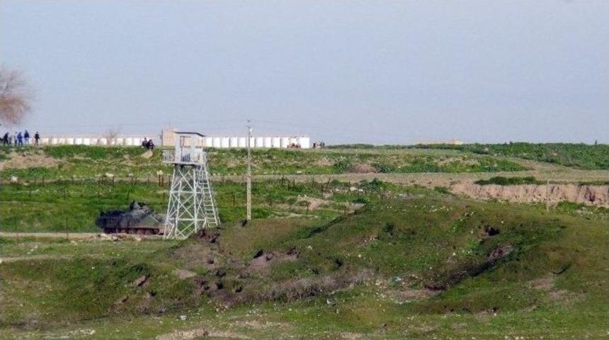 Til Hamis&rsquo;in İşid&rsquo;den Kurtarılması Kamışlı&rsquo;da Havaya Sıkılan Silahlarla Kutlandı