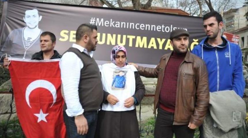 Orhangazi&rsquo;De 18 Yaşındaki İbrahim&rsquo;In &Ouml;ld&uuml;r&uuml;lmesine Tepki