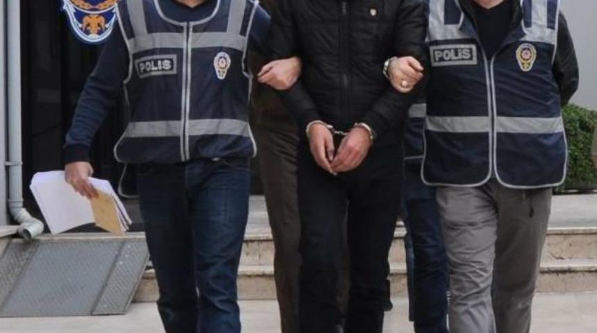 Suriyelinin Y&ouml;nettiği &Ccedil;ete Bursa'da 3 Kadını Dolandırdı