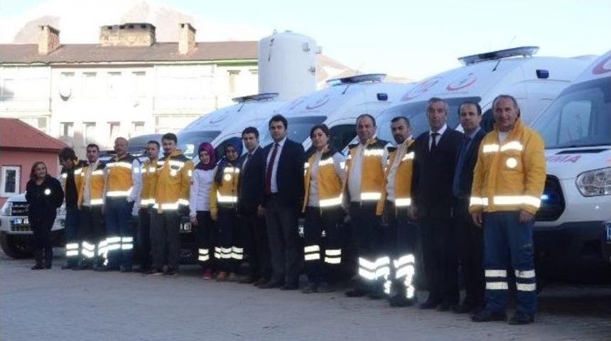 Sağlık Bakanlığı&rsquo;ndan Hakkari&rsquo;ye Ambulans