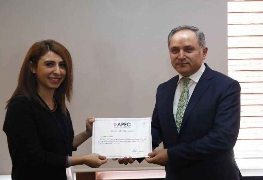 Gen&ccedil;lik Liderleri, Uluslararası Proje Eğitimini Tamamladı