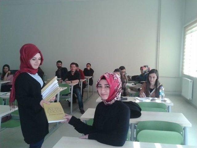 Atasay Kuyumculuk’tan Erzincan Üniversitesi Öğrencilerine Bin Adet Kitap Hediyesi