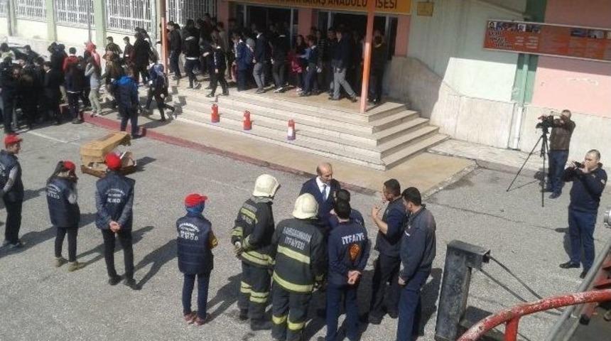 İtfaiye&rsquo;den Yangın Ve Deprem Tatbikatı