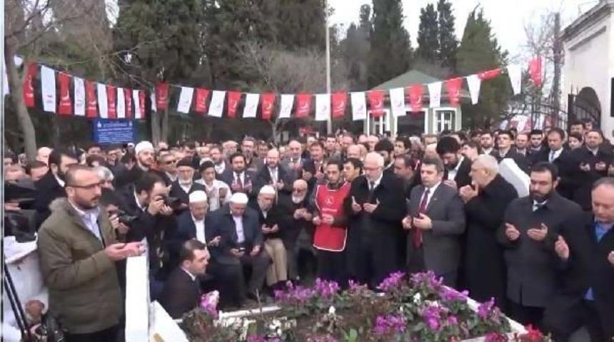 Necmettin Erbakan Mezarı Başında Anıldı