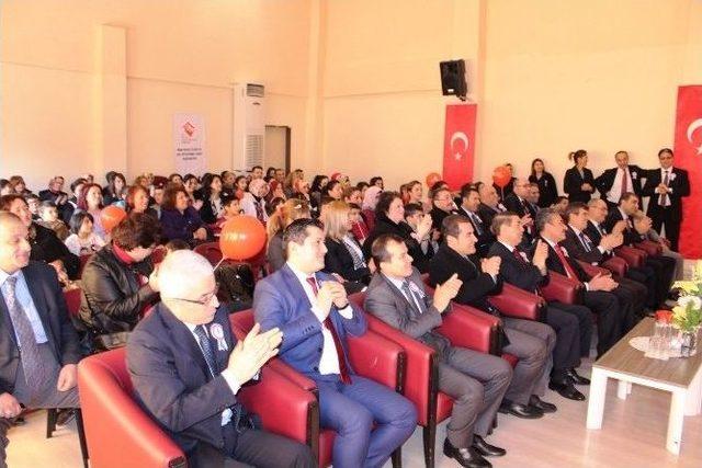 Vergi Haftası Nedeniyle Sevgi Evlerinde Kalan Çocuklar Ziyaret Edildi