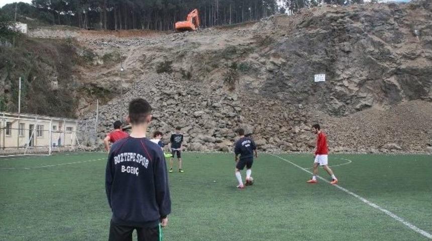 Amat&ouml;r Futbolcuların Tehlikeli Antrenmanı
