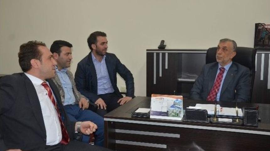 Asım Aykan, Se&ccedil;im Gezilerinde Spor Kul&uuml;plerine Ve Gen&ccedil;lere Ayrı Bir &Ouml;nem Veriyor