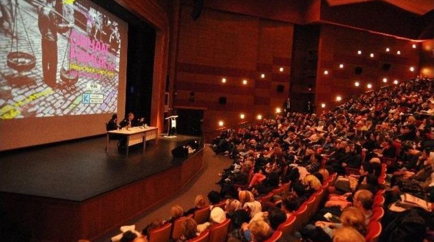 Orhan Pamuk Kadık&ouml;yl&uuml;lerle S&ouml;yleşi&rsquo;de Buluştu