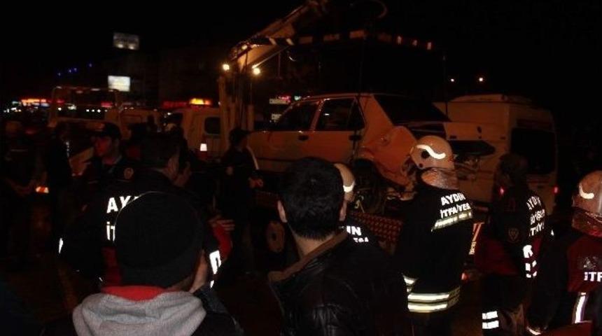 Aydın&rsquo;da Zincirleme Trafik Kazası, Kaza Yapan Ara&ccedil;lara Bakarken Bile Kaza Yaptılar
