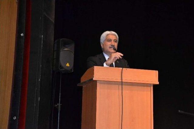 Şair Zeki Gen&ccedil; İ&ccedil;in Vefa Gecesi D&uuml;zenlendi 2