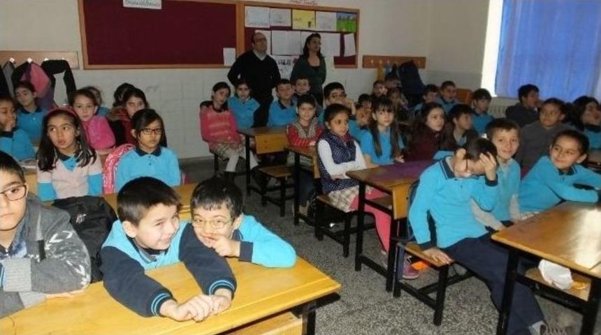 Burhaniye&rsquo;de &Ouml;ğrencilere Trafikte Saygı Dersi