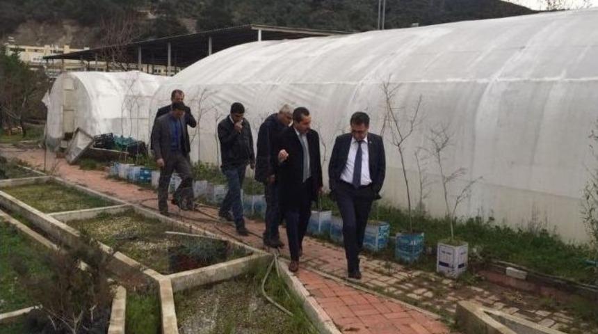 Başkan Kamil Saka, Altınoluk Mahallesi&rsquo;nde İncelemelerde Bulundu