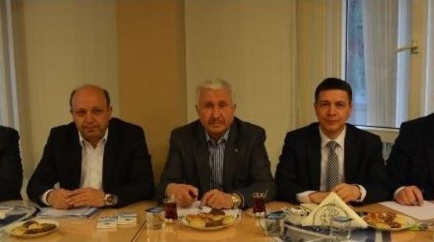 Lokantacılar Odası Başkan &Ccedil;er&ccedil;i İle Bir Araya Geldi