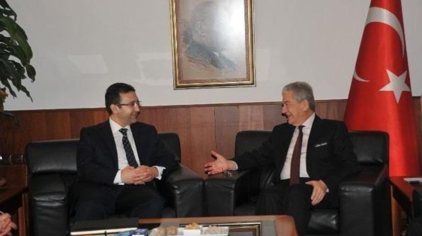 Ak Partili Aday Adayı Turhan: &ldquo;izmir, Doğu Akdeniz&rsquo;in &Uuml;retim Ve Ticaret Merkezi Olabilir&rdquo;