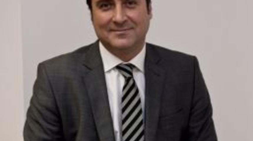 Prof. Dr. Alper Toker: &ldquo;robotik Akciğer Ameliyatında T&uuml;rkiye İtalya&rsquo;yı Takip Ediyor&rdquo;