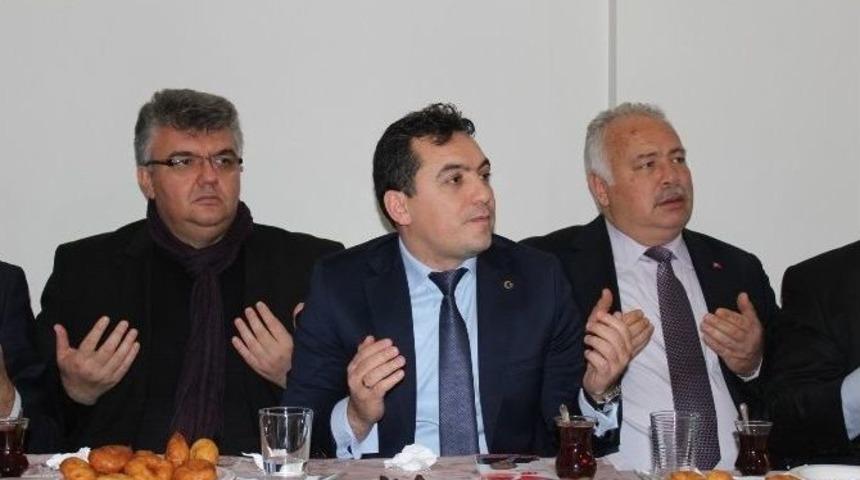 Mhp&rsquo;li Eryılmaz Akhisar&rsquo;da Lokma Hayrına Katıldı