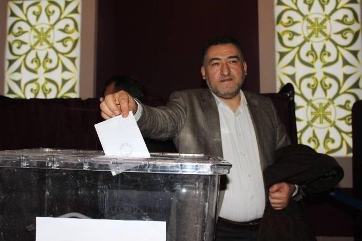 K&uuml;tahya Ak Parti&rsquo;de Temay&uuml;l Yoklaması