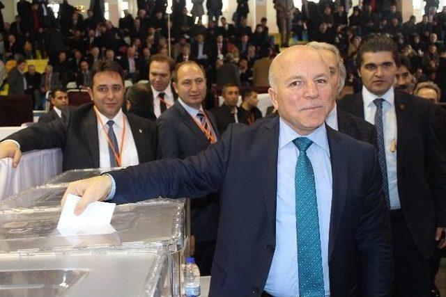 Erzurum’da Ak Parti Milletvekili Aday Adayları İçin Temayül Yoklaması Yapıldı